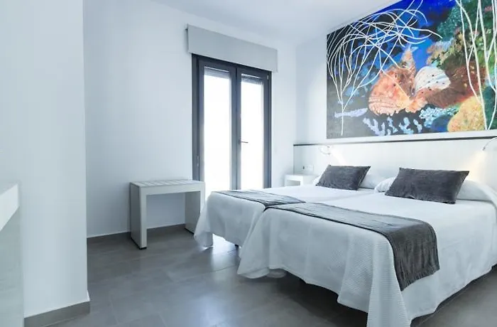 Hostal El Yunque Conil De La Frontera